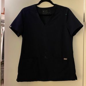 Figs scrub top in navy color size small